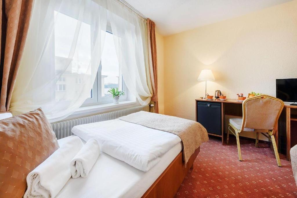 Hotel Tábor Buitenkant foto